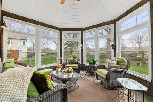 125 Chevy Chase Drive, Wayzata, MN 55391