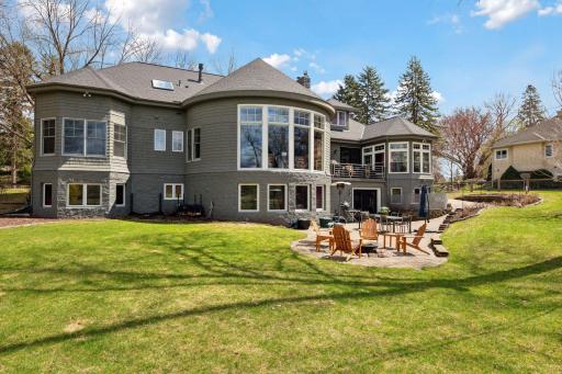 125 Chevy Chase Drive, Wayzata, MN 55391