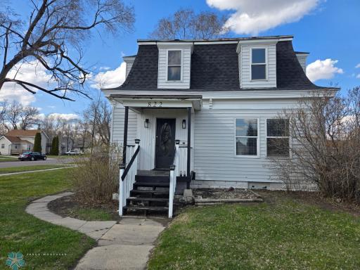 822 3rd Avenue N, Wahpeton, ND 58075