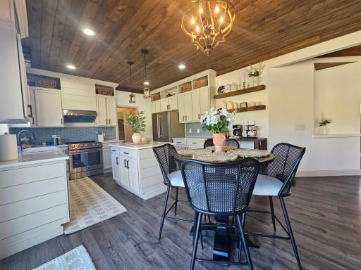 9588 Pheasant Crossing, Minnetrista, MN 55375
