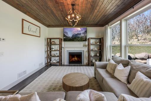 9588 Pheasant Crossing, Minnetrista, MN 55375