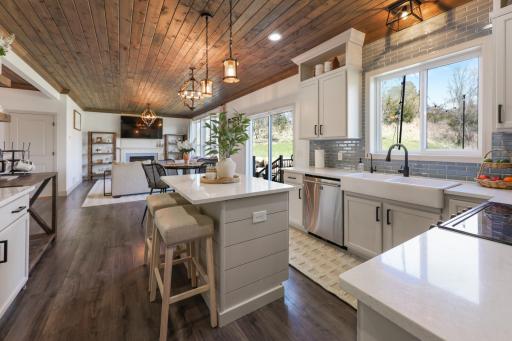 9588 Pheasant Crossing, Minnetrista, MN 55375