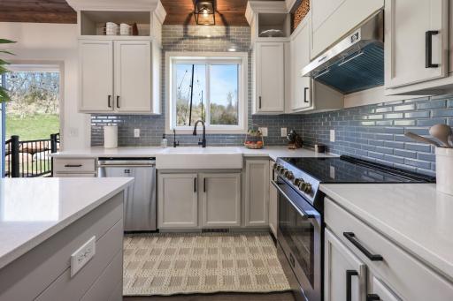 9588 Pheasant Crossing, Minnetrista, MN 55375