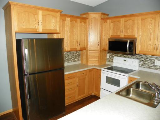101 Glenshire Boulevard S, Watkins, MN 55389
