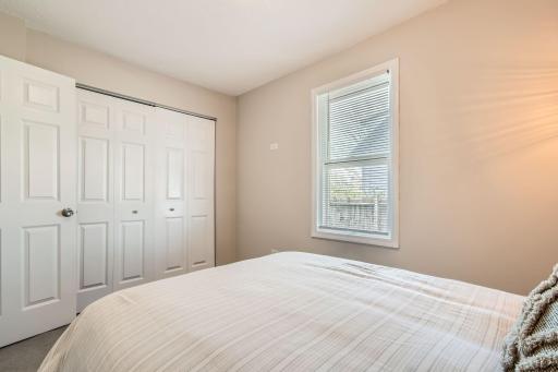 1802 Nebraska Avenue E, Saint Paul, MN 55119