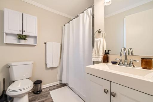 1802 Nebraska Avenue E, Saint Paul, MN 55119