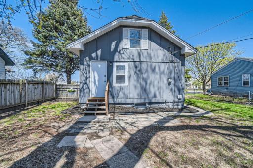 1802 Nebraska Avenue E, Saint Paul, MN 55119