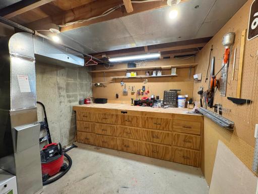 823 4th Avenue SW, Perham, MN 56573