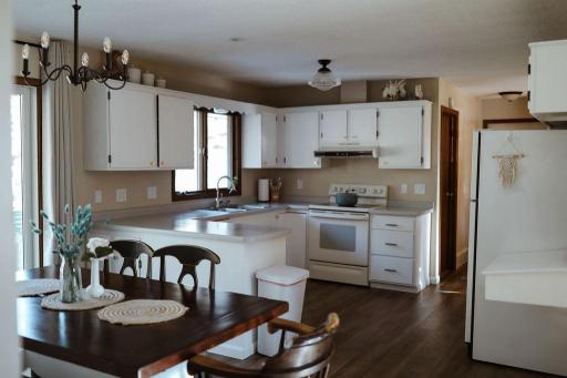 823 4th Avenue SW, Perham, MN 56573