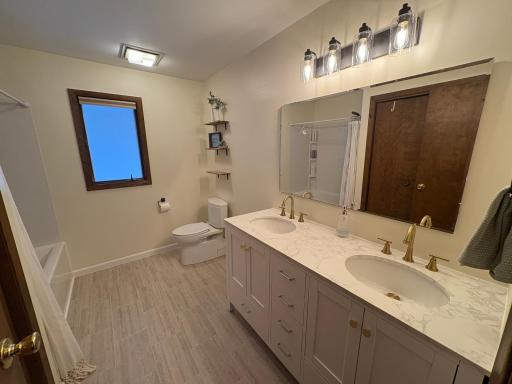 823 4th Avenue SW, Perham, MN 56573