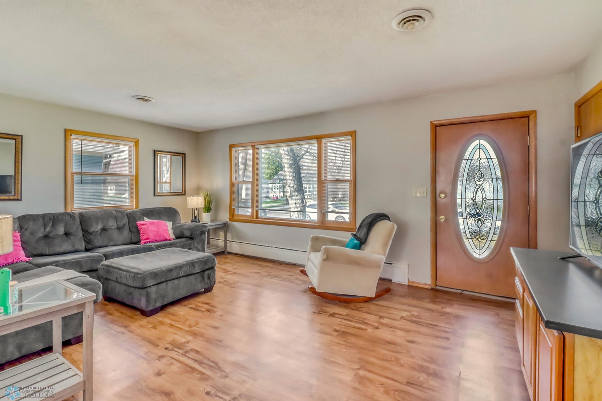 Living Main Entry
