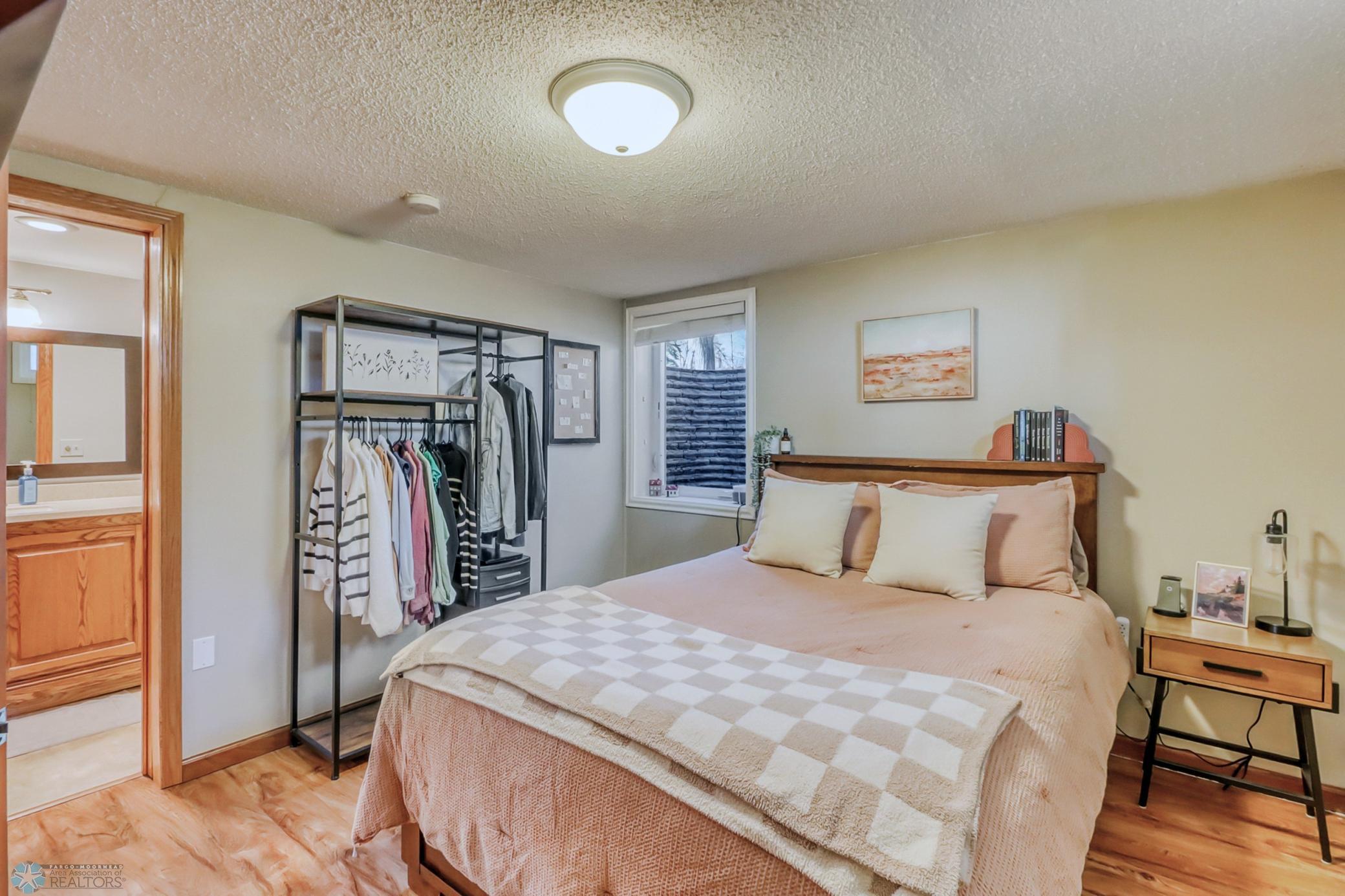 Primary suite