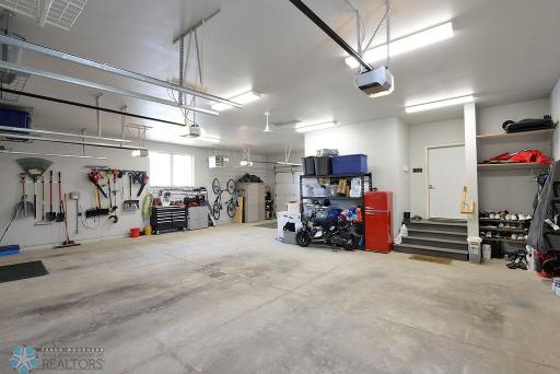 6053 Wildflower Drive S, Fargo, ND 58104