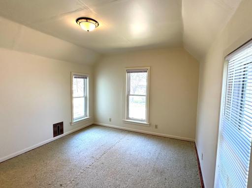 208 E Frederick Street, Le Roy, MN 55951