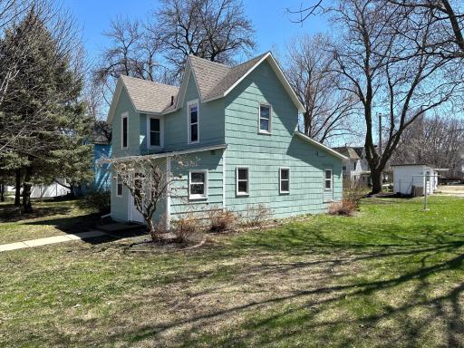 208 E Frederick Street, Le Roy, MN 55951