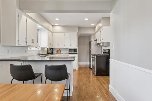 1796 Stanford Avenue, Saint Paul, MN 55105