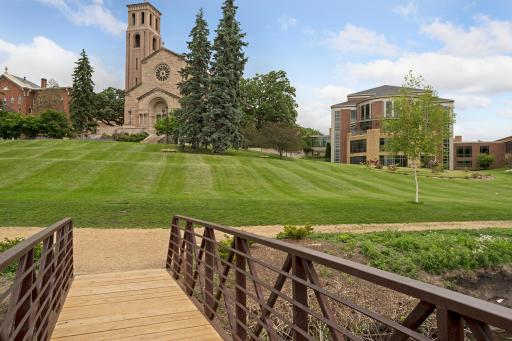 1796 Stanford Avenue, Saint Paul, MN 55105