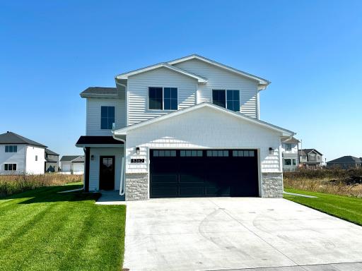 8362 62 Street S, Horace, ND 58047