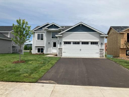 940 2 1/2 Avenue SW, Rice, MN 56367