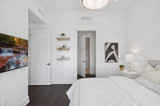 1111 West River Parkway - Spacecrafting - 0035.jpg