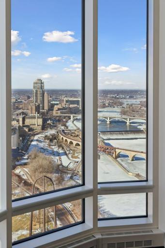 1111 West River Parkway - Spacecrafting - 0044.jpg