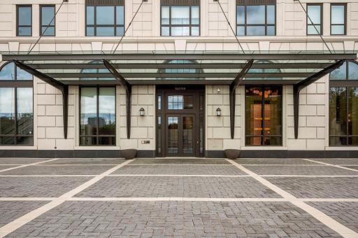 1111 West River Parkway - Spacecrafting - 0076.jpg