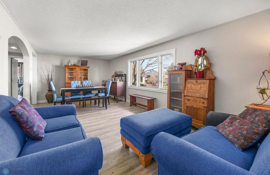 Living Room to dining
