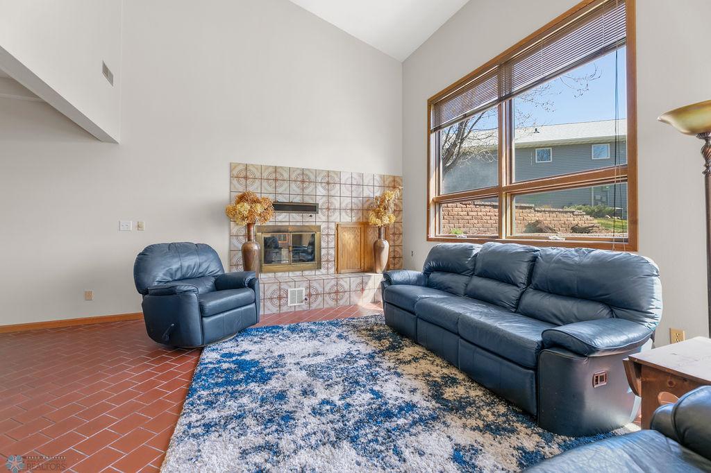 Tiled Fireplace and hearth