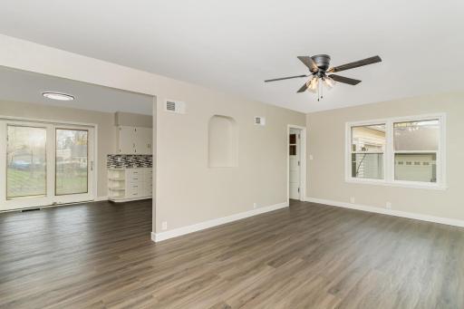 210 Davis Street, Le Sueur, MN 56058