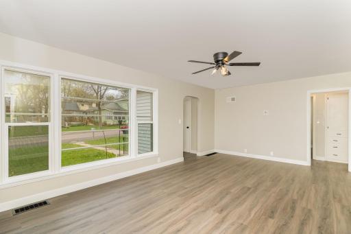 210 Davis Street, Le Sueur, MN 56058