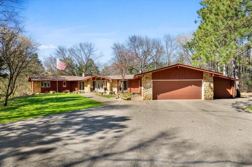 1206 Pinecrest Lane, New Richmond, WI 54017
