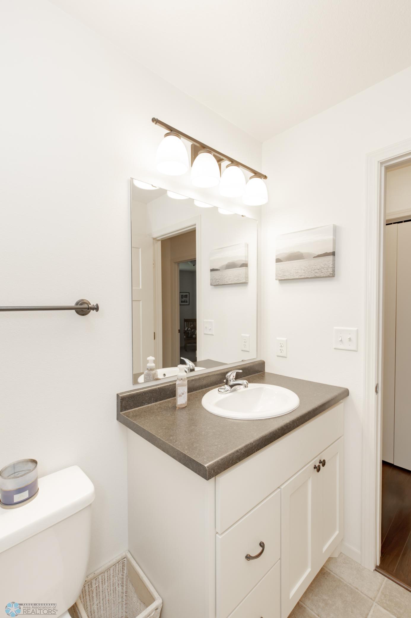 2nd Bathroom