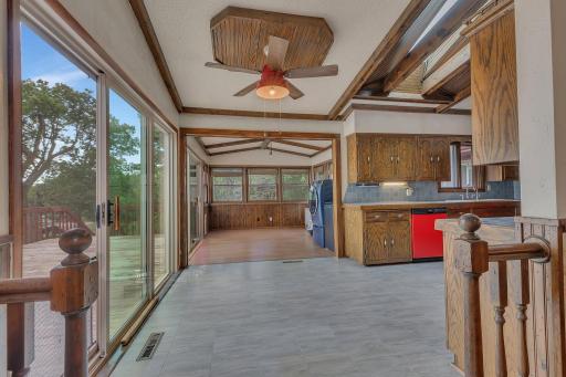 Dining & 4 Season Porch