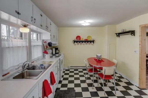6723 Indian Trail Lane, Pine River, MN 56474