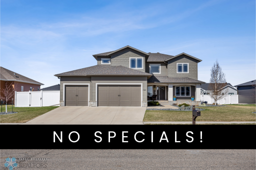 7387 Eagle Pointe Drive S, Fargo, ND 58104