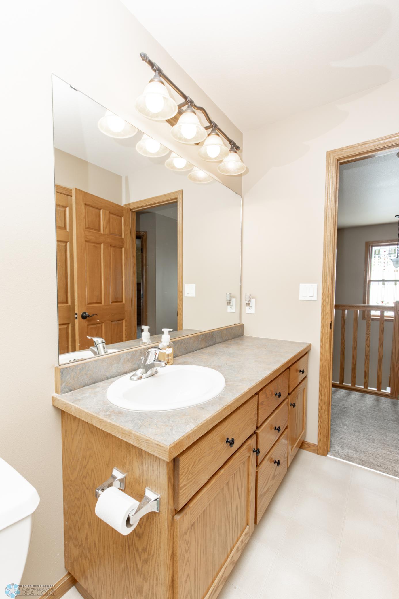 Bathroom 3 - Full