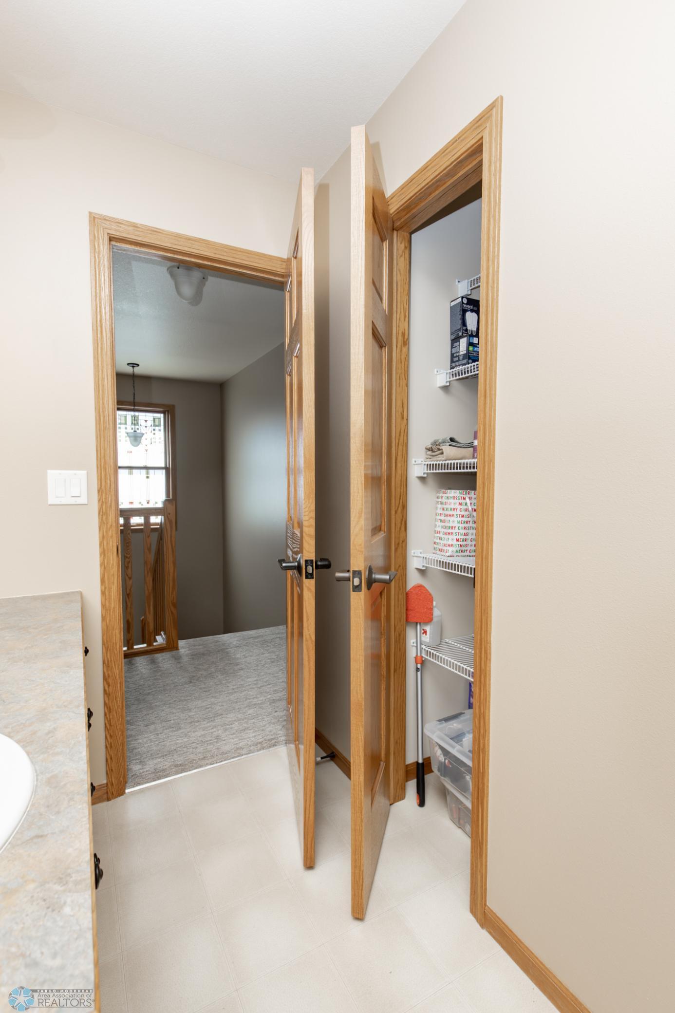 Bathroom 3 - Full