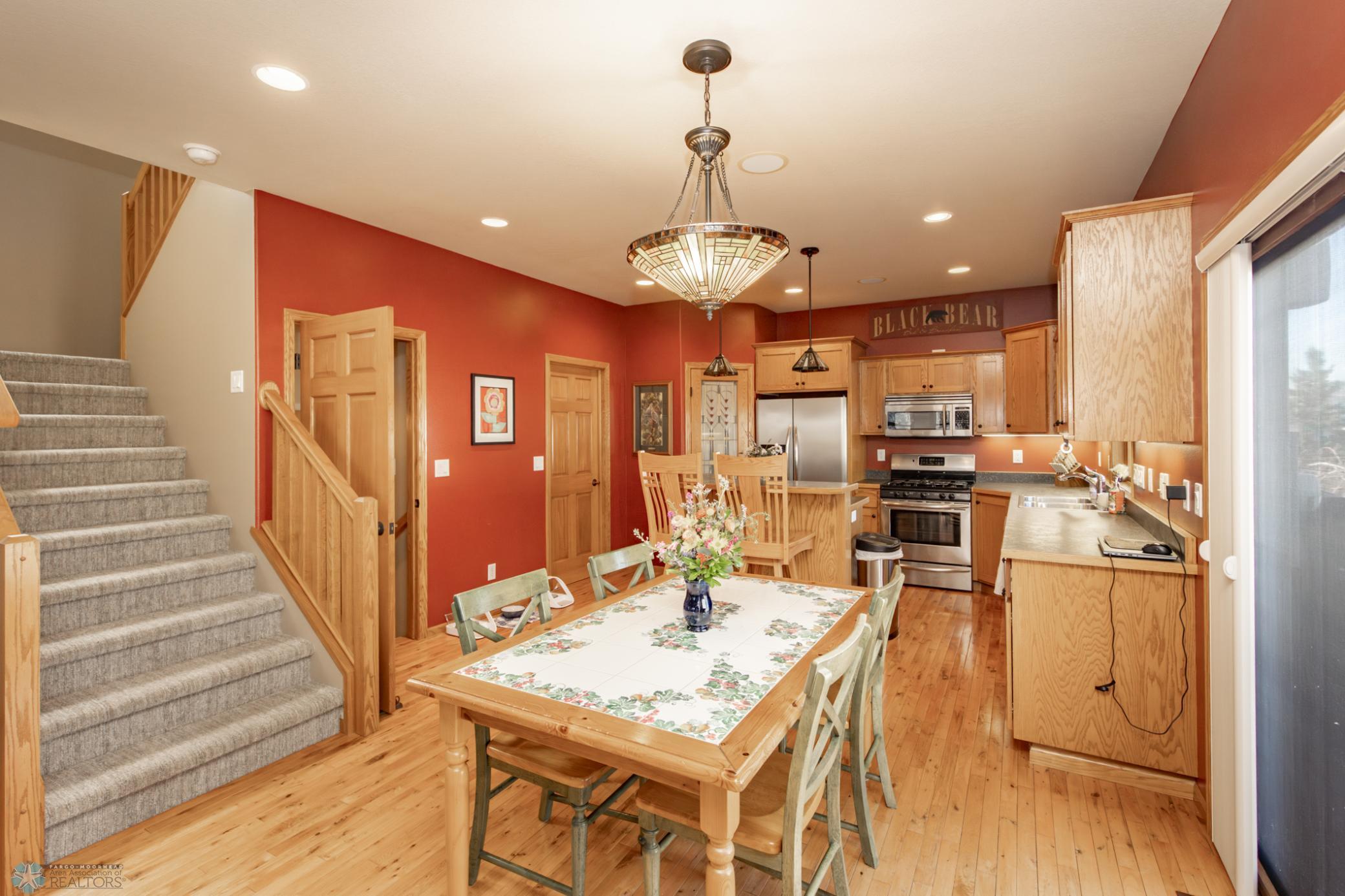 Kitchen/Dining