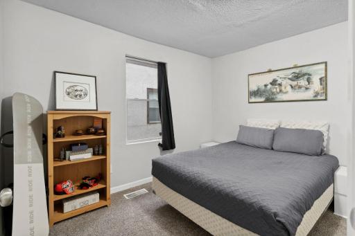 3550 Girard Avenue N, Minneapolis, MN 55412