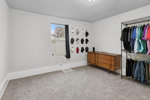 3550 Girard Avenue N, Minneapolis, MN 55412