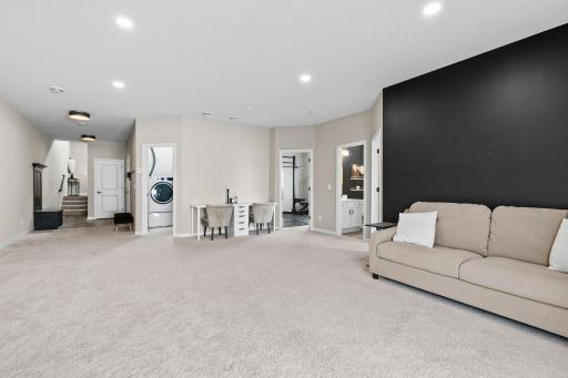 10257 Greenway Circle S, Cottage Grove, MN 55016