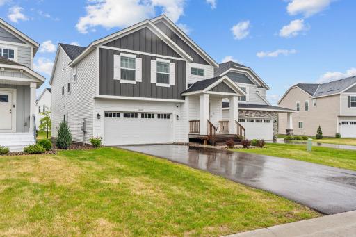10257 Greenway Circle S, Cottage Grove, MN 55016