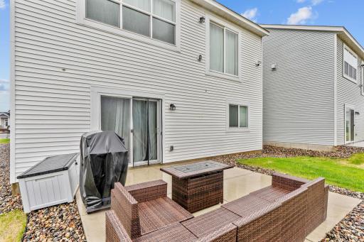 10257 Greenway Circle S, Cottage Grove, MN 55016