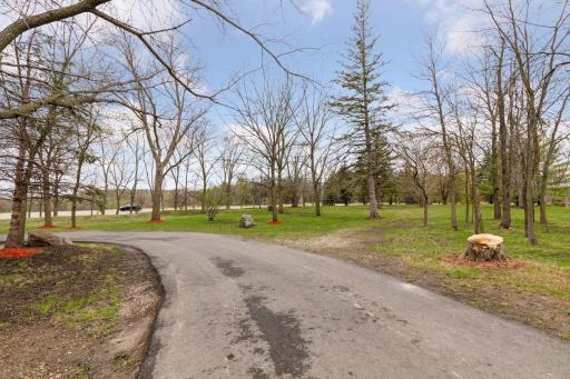 2125 Lonsdale Boulevard West - Spacecrafting - 0052.jpg
