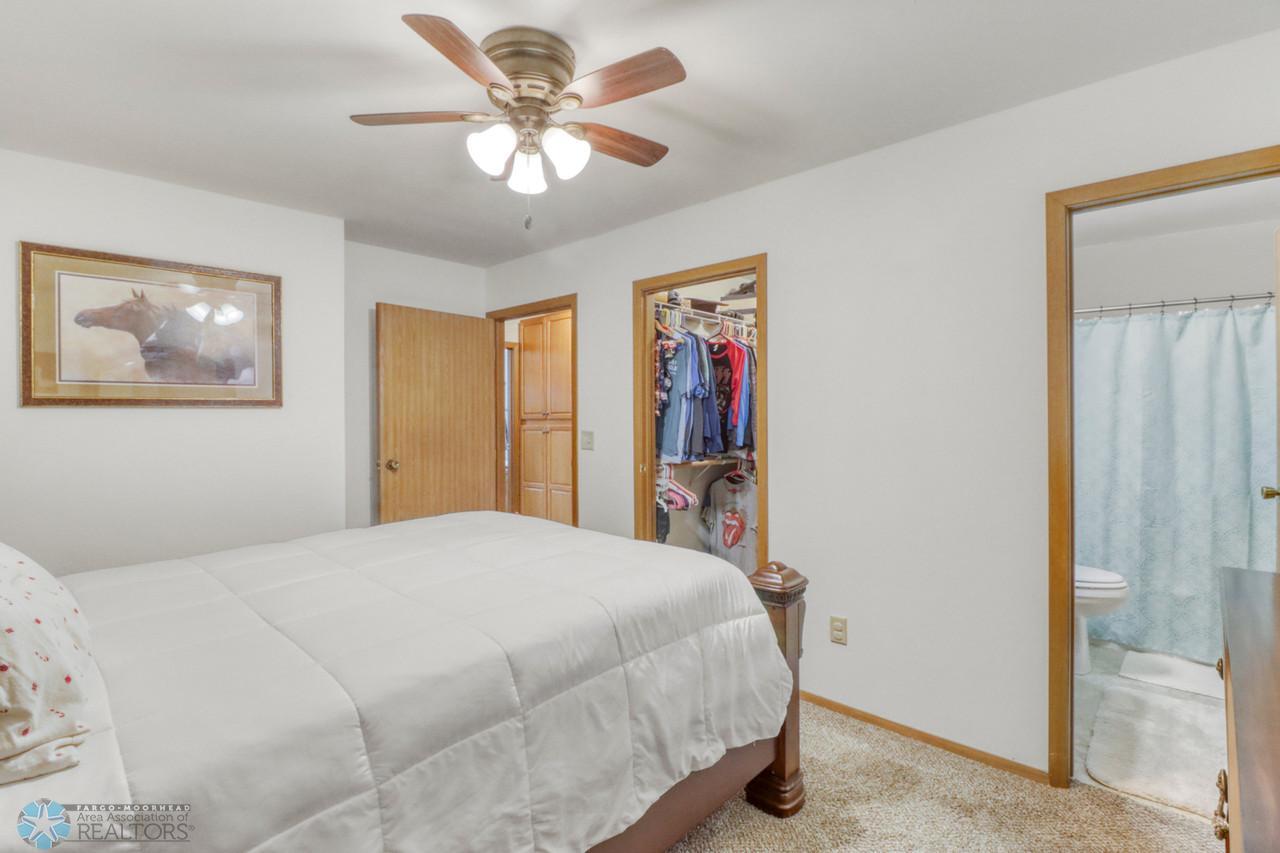 24Primary Bedroom1_3-1280.JPG