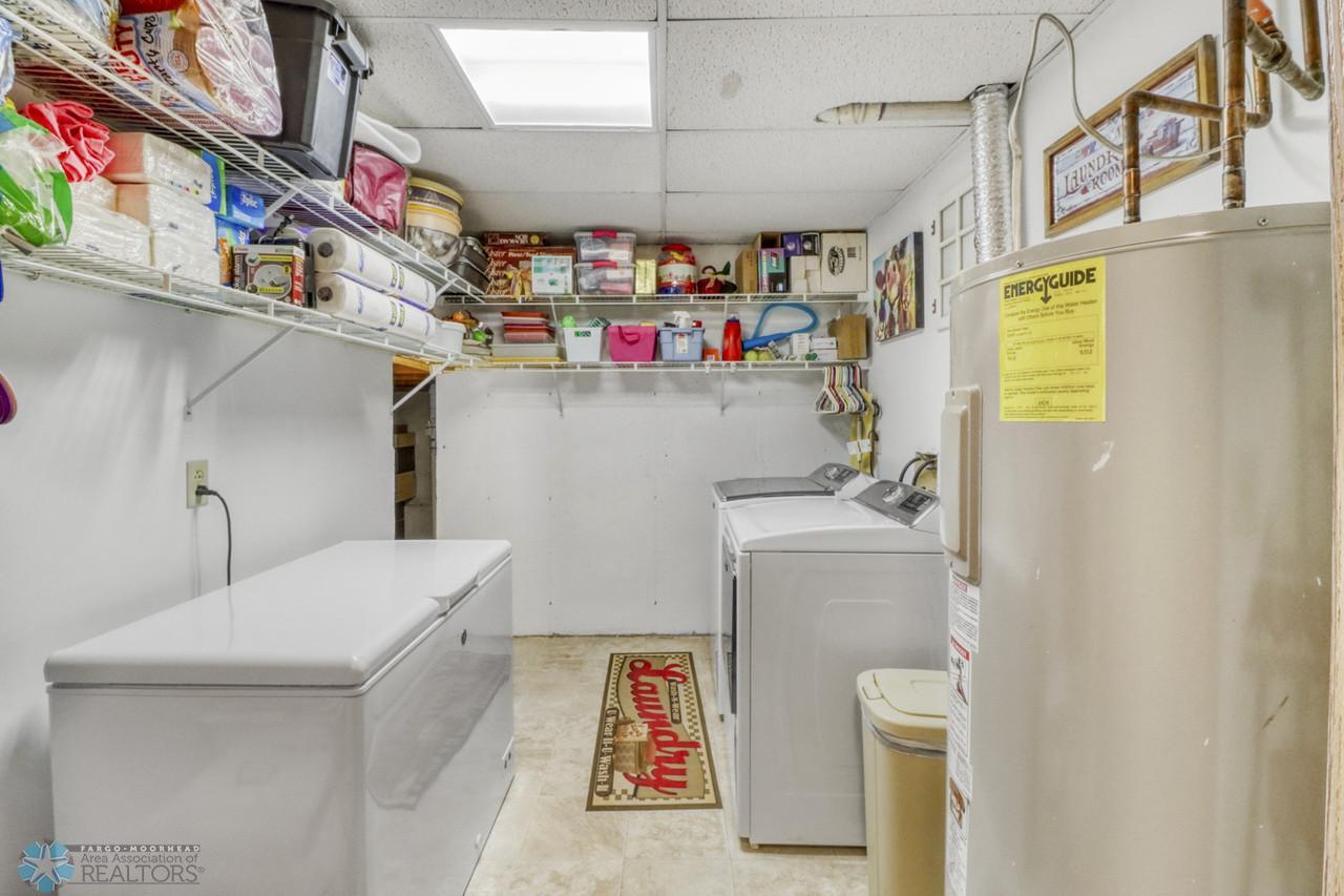 44Laundry_Mechanical1_1-1280.JPG