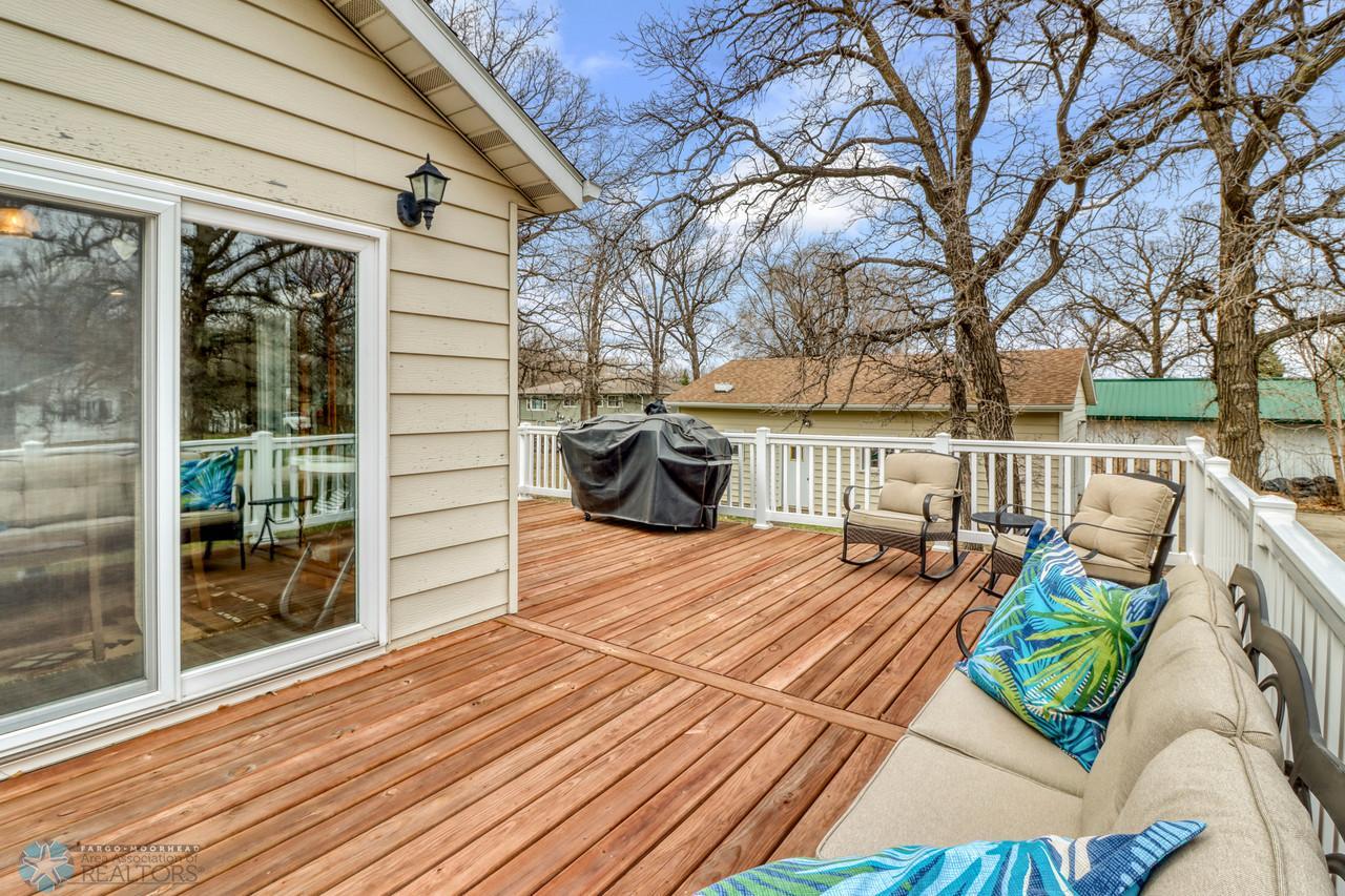 Deck1_2-1280.JPG