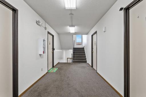 18_221_231_Freemont_Ave_SE18_mls.jpg