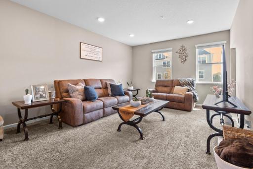 8758 Granite Lane, Saint Paul, MN 55129