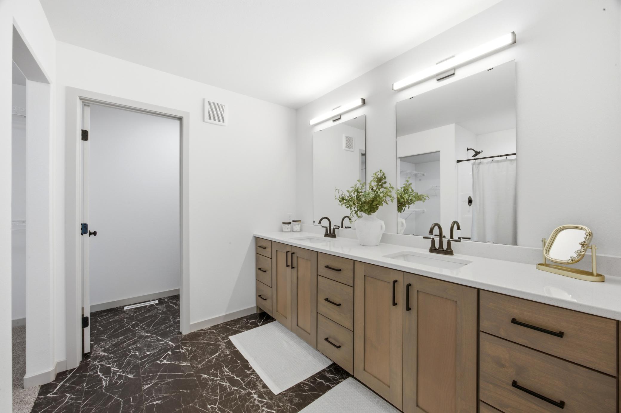 Owner's Private Bath